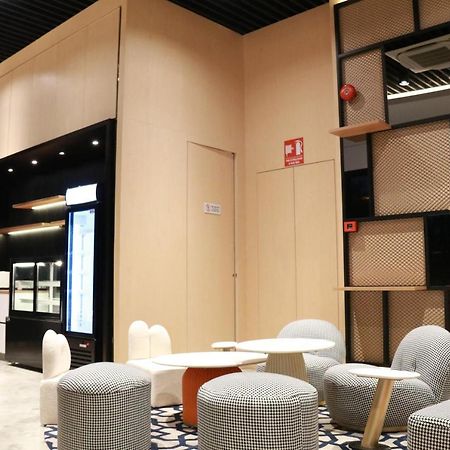 Otel Hotel Suite Sibu Eksteriør bilde