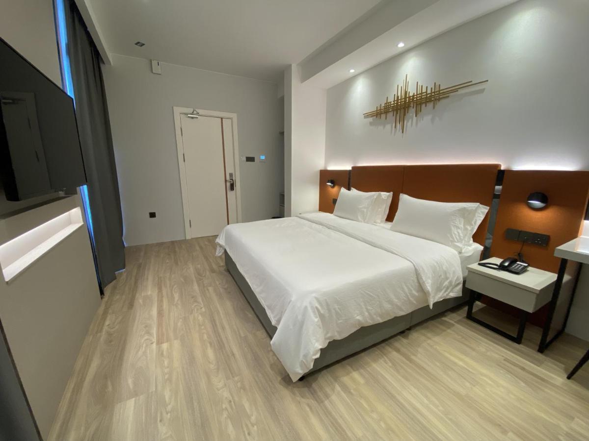 Otel Hotel Suite Sibu Eksteriør bilde